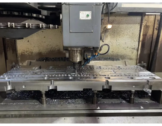 Comparing Cost between Injection Molding and 3D Printing Comparing Cost between Injection Molding and 3D Printing